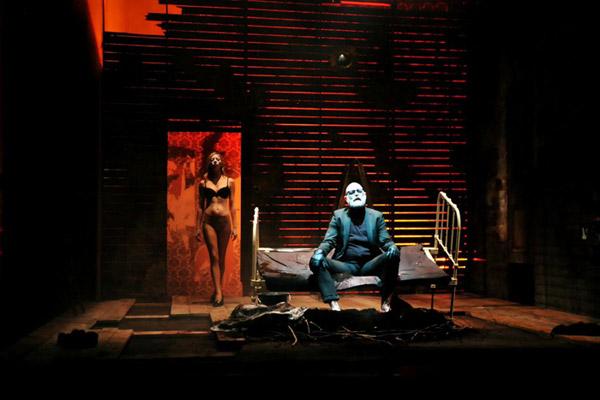 Abattoir-Fermé_Monkey_Bild1_Stef_Lernous_1