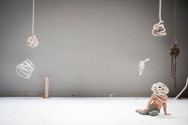 Corps-Étrangers-mouvoir-0440_1