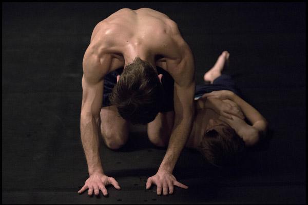 Jan-Martens_Victor_Bild7_Phile-Deprez_3