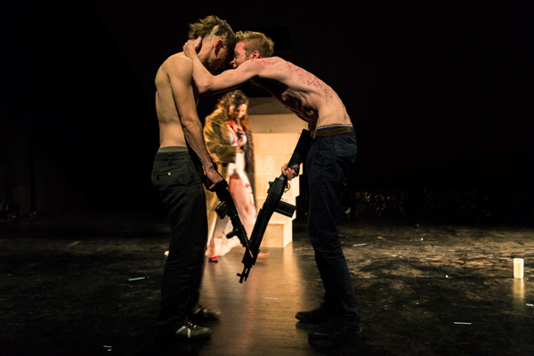 HartmannKonsorten_Heil-Underground_Bild-8_Erich-Saar_3